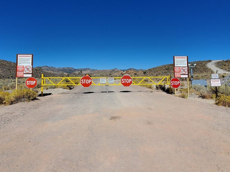 Area  Main Gate e