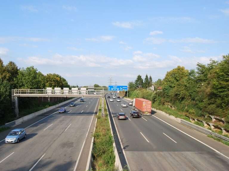 highway, roadway, a40