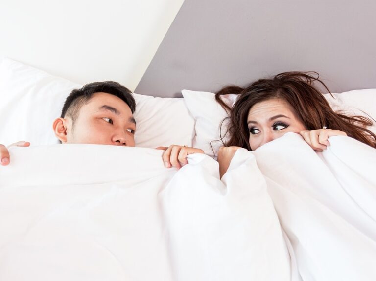 couple, lying, bed